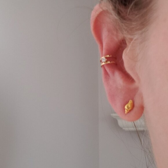 Ear cuff 14K with cubic zirconia gem - Picture 1 of 3